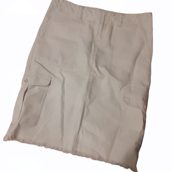 Tommy Hilfiger Dresses & Skirts - Tommy Hilfiger Skirt w/ Fringed Hem